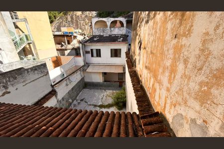 Casa à venda com 384m², 5 quartos e 1 vaga