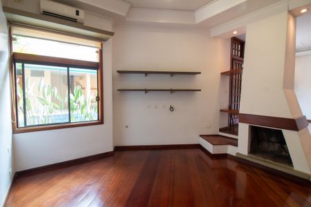 Casa à venda com 447m², 4 quartos e 2 vagasSala da Lareira