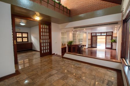 Casa à venda com 447m², 4 quartos e 2 vagasSala de Jantar