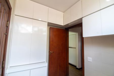 Casa à venda com 447m², 4 quartos e 2 vagasÁrea de Serviço