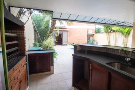 Casa à venda com 447m², 4 quartos e 2 vagasÁrea comum - Churrasqueira