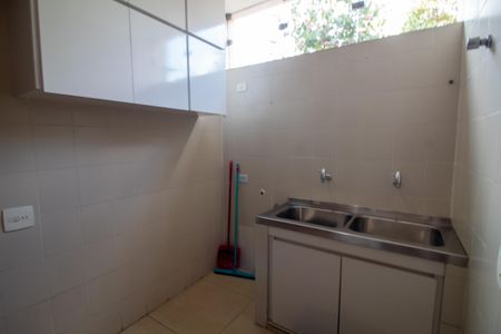 Casa à venda com 447m², 4 quartos e 2 vagasÁrea de Serviço