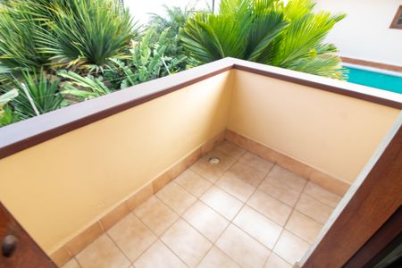 Casa à venda com 447m², 4 quartos e 2 vagasVaranda da Suíte 3