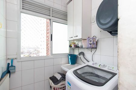 Apartamento à venda com 49m², 2 quartos e 1 vaga Apartamento à venda com 49m², 2 quartos e 1 vagaCozinha e Área de Serviço