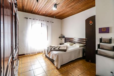 Casa à venda com 300m², 6 quartos e 8 vagasQuarto 01