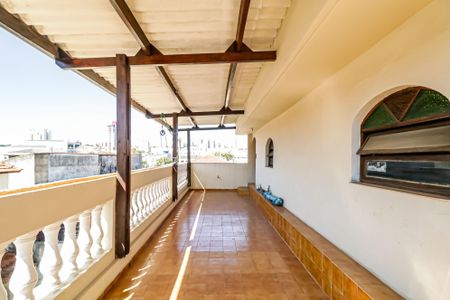 Casa à venda com 300m², 6 quartos e 8 vagasVaranda edicula