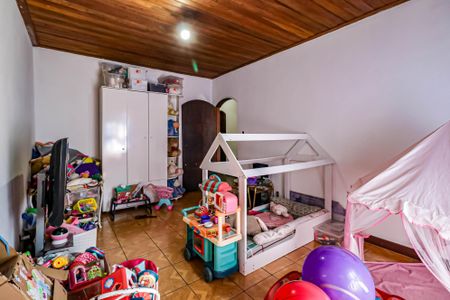 Casa à venda com 300m², 6 quartos e 8 vagasQuarto 02