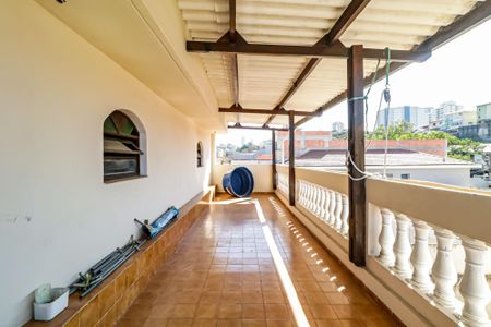 Casa à venda com 300m², 6 quartos e 8 vagasVaranda edicula