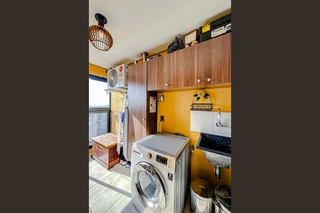 Apartamento à venda com 70m², 2 quartos e 2 vagasCozinha e Área de Serviço