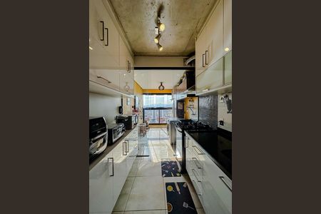 Apartamento à venda com 70m², 2 quartos e 2 vagasCozinha e Área de Serviço