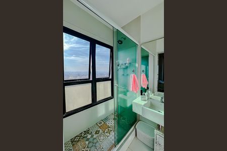 Apartamento à venda com 70m², 2 quartos e 2 vagasBanheiro da Suíte