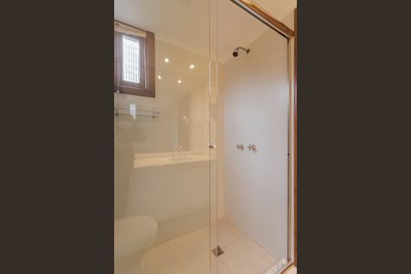 Apartamento para alugar com 227m², 3 quartos e 3 vagasBanheiro da Suíte