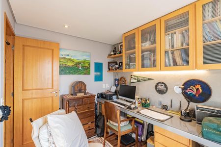 Apartamento à venda com 97m², 3 quartos e 2 vagasQuarto 1