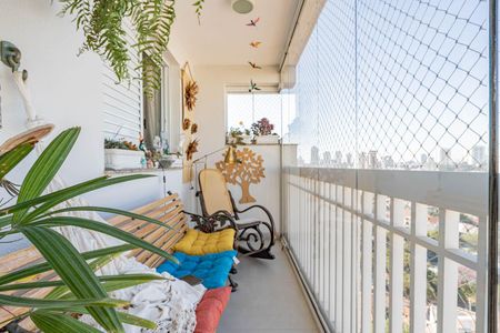 Apartamento à venda com 97m², 3 quartos e 2 vagasVaranda