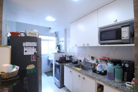 Apartamento para alugar com 70m², 2 quartos e 1 vagaCozinha