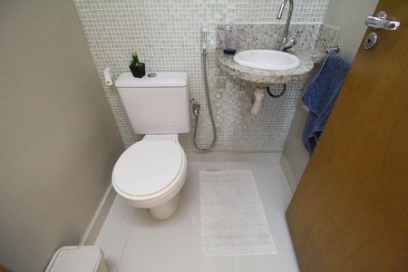 Apartamento para alugar com 70m², 2 quartos e 1 vagaLavabo