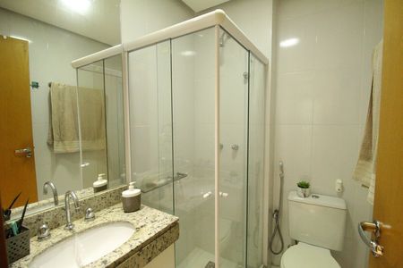 Apartamento para alugar com 70m², 2 quartos e 1 vagaBanheiro social