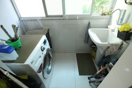Apartamento para alugar com 70m², 2 quartos e 1 vagaÁrea de serviço