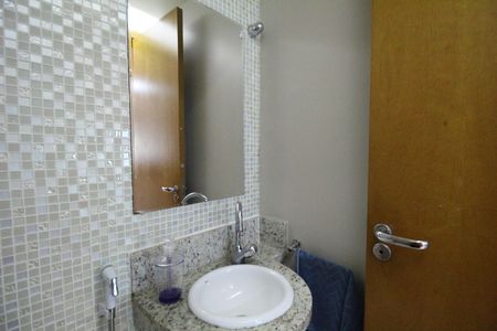 Apartamento para alugar com 70m², 2 quartos e 1 vagaLavabo