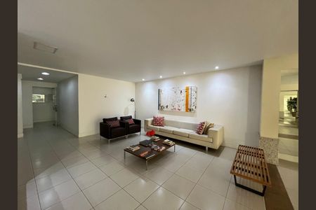 Apartamento para alugar com 70m², 2 quartos e 1 vaga Apartamento para alugar com 70m², 2 quartos e 1 vagaHall