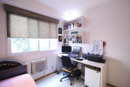 Apartamento para alugar com 70m², 2 quartos e 1 vagaQuarto