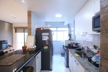 Apartamento para alugar com 70m², 2 quartos e 1 vagaCozinha