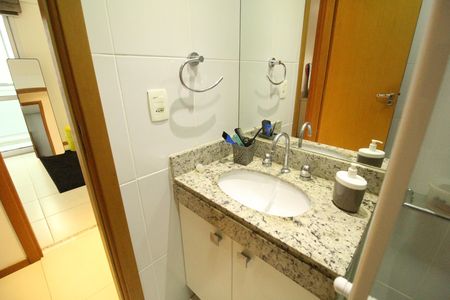 Apartamento para alugar com 70m², 2 quartos e 1 vagaBanheiro social