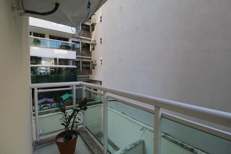 Apartamento para alugar com 70m², 2 quartos e 1 vagaSuíte - Varanda