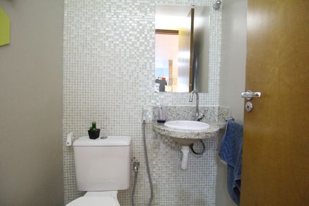 Apartamento para alugar com 70m², 2 quartos e 1 vagaLavabo