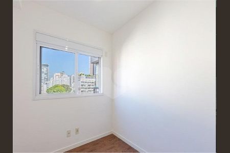 Apartamento à venda com 67m², 2 quartos e 1 vaga