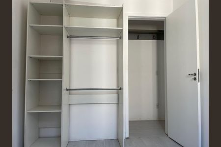 Quarto 1 de apartamento para alugar com 2 quartos, 50m² em Granja Viana, Cotia