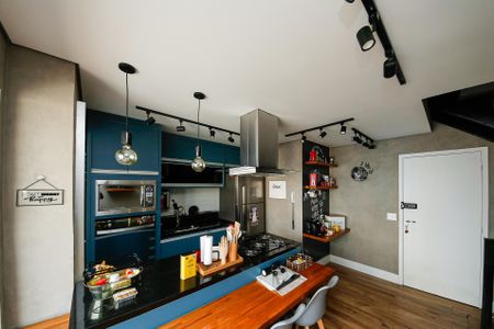 Apartamento à venda com 110m², 2 quartos e 2 vagasSala