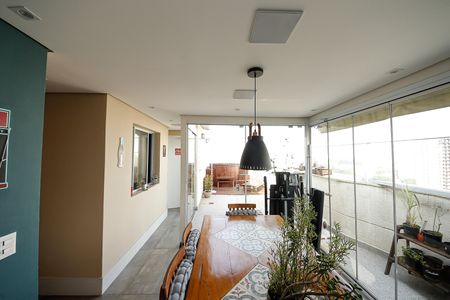 Apartamento à venda com 110m², 2 quartos e 2 vagasCobertura