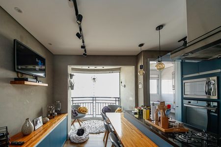 Apartamento à venda com 110m², 2 quartos e 2 vagasSala