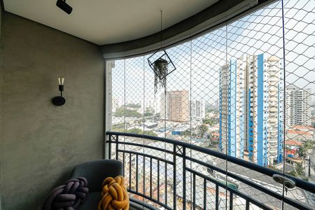 Apartamento à venda com 110m², 2 quartos e 2 vagasVaranda