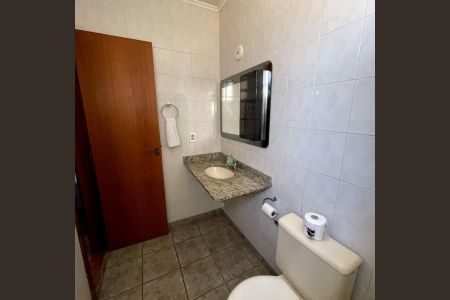 Apartamento para alugar com 82m², 3 quartos e 1 vaga Apartamento para alugar com 82m², 3 quartos e 1 vagaBanheiro 1