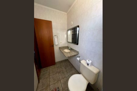 Apartamento para alugar com 82m², 3 quartos e 1 vaga Apartamento para alugar com 82m², 3 quartos e 1 vagaBanheiro 1