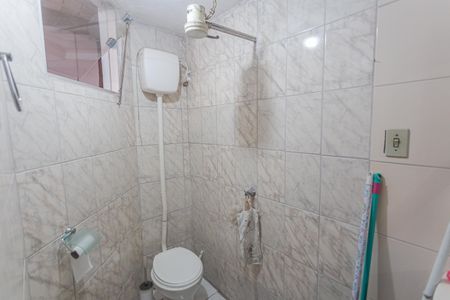 Casa à venda com 396m², 6 quartos e 2 vagas Casa à venda com 396m², 6 quartos e 2 vagasBanheiro de serviço