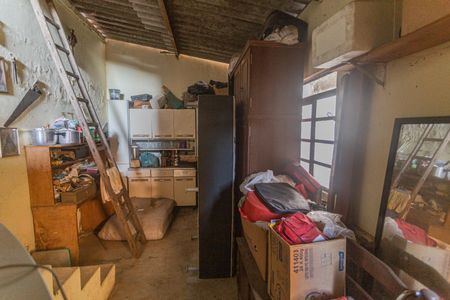 Casa à venda com 396m², 6 quartos e 2 vagas Casa à venda com 396m², 6 quartos e 2 vagasQuarto de Despejo