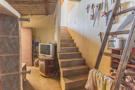 Casa à venda com 396m², 6 quartos e 2 vagas Casa à venda com 396m², 6 quartos e 2 vagasQuarto de Despejo