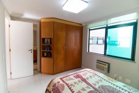 Apartamento à venda com 400m², 4 quartos e 2 vagasSuíte 2