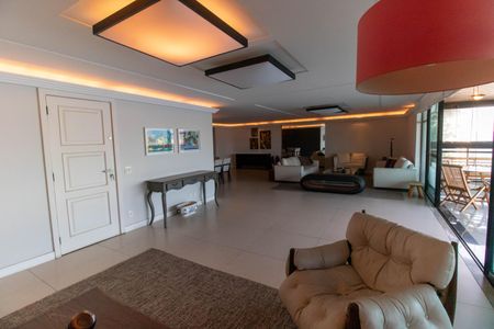 Apartamento à venda com 400m², 4 quartos e 2 vagasSala