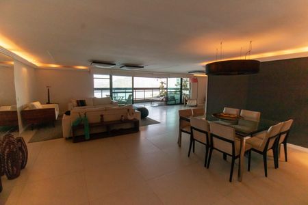 Apartamento à venda com 400m², 4 quartos e 2 vagasSala