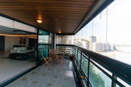 Apartamento à venda com 400m², 4 quartos e 2 vagasVaranda da Sala