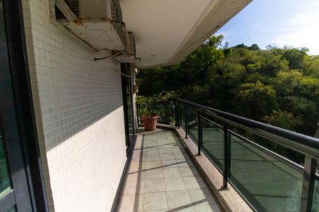 Apartamento à venda com 400m², 4 quartos e 2 vagasVaranda da Suíte 3