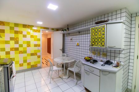 Apartamento à venda com 400m², 4 quartos e 2 vagasCozinha