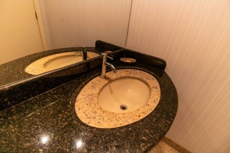 Apartamento à venda com 400m², 4 quartos e 2 vagasLavabo