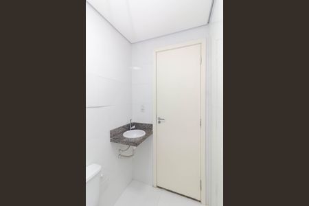 Apartamento à venda com 47m², 2 quartos e sem vaga Apartamento à venda com 47m², 2 quartos e sem vagaBanheiro