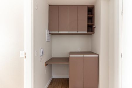 Apartamento à venda com 36m², 2 quartos e sem vaga Apartamento à venda com 36m², 2 quartos e sem vagaÁrea de Serviço