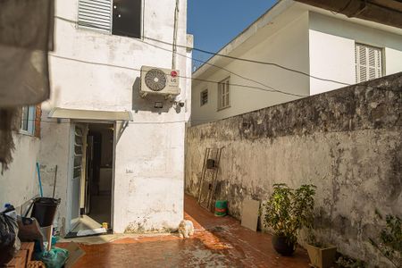 Casa à venda com 150m², 3 quartos e 2 vagas Casa à venda com 150m², 3 quartos e 2 vagasQuintal